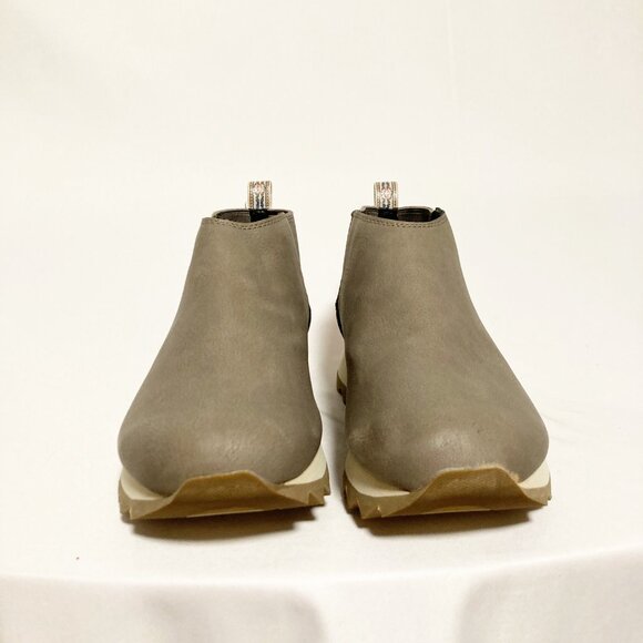 Merrell Alpine Chelsea Ankle Boot Vegan Leather Size 8.5 - Picture 2 of 7